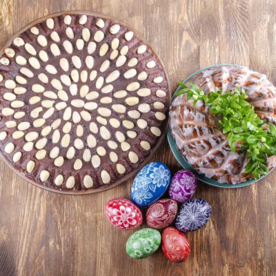 Ciasta wielkanocne - ciekawe pomysły na desery na Wielkanoc