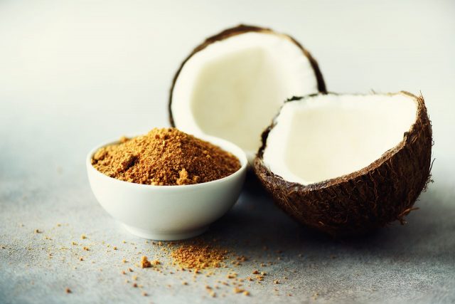 Cukier kokosowy – czy to zdrowszy zamiennik cukru spożywczego?