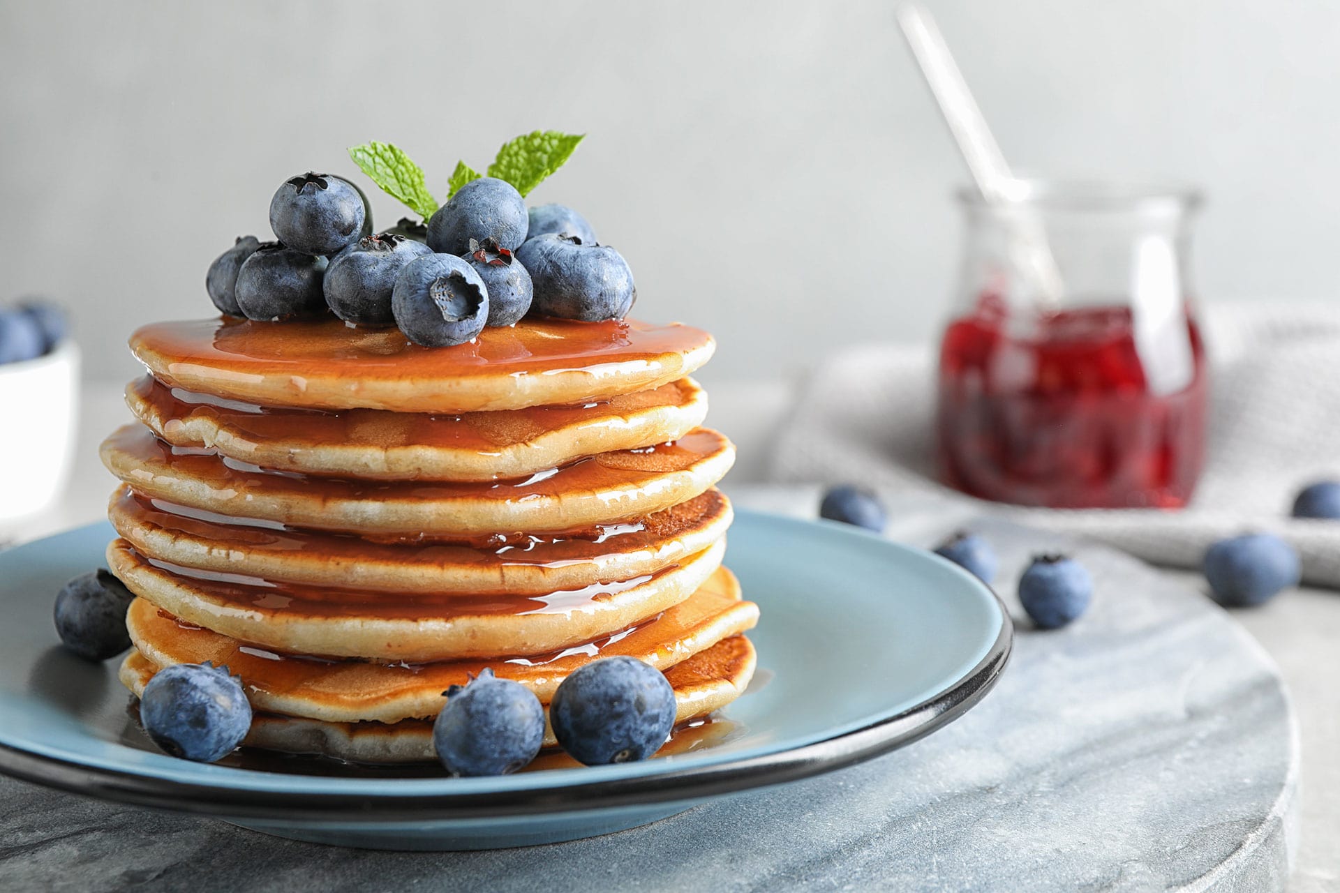 Puszyste pankejki (pancakes) – jak zrobić je w domu?