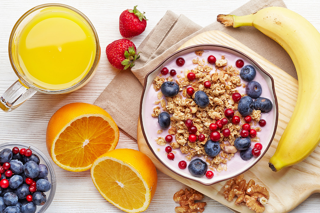 Zdrowe śniadania na słodko dla dzieci - poznaj 4 pyszne przepisy na zbilansowany posiłek