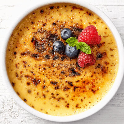 Crème brûlée: poznaj przepis na ten wyjątkowy deser!