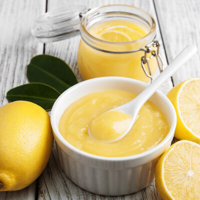 Lemon curd: wypróbuj przepis na przepyszny krem cytrynowy!